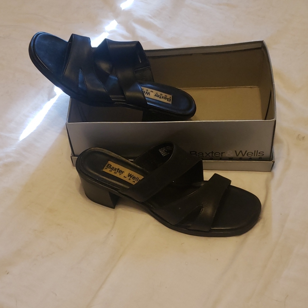 Black sandals